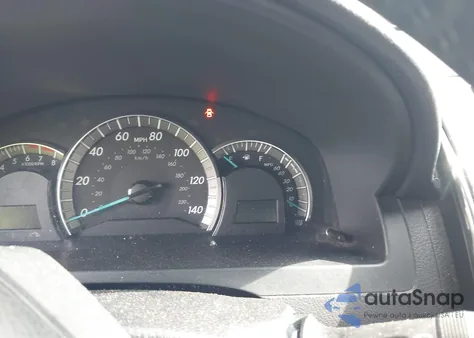 2014 Toyota Camry Se z USA, uszkodzony, nr VIN 4T1BF1FK4EU314056